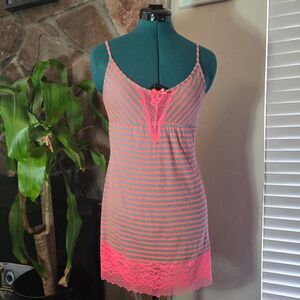 Scene Queen Fluorescent Pink & Grey Striped Lace Super Long Cami